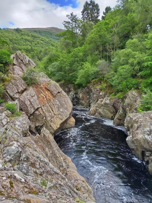 Riverside Lodge In Killiecrankie Bridge of Tilt Exterior foto